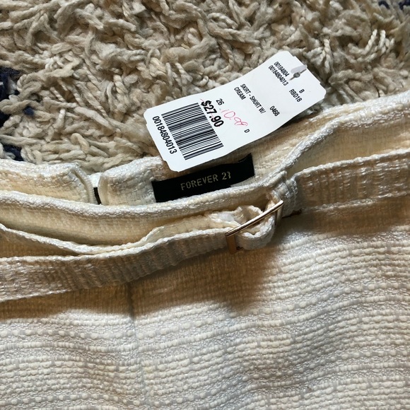 Forever 21 mini skirt - Picture 3 of 8
